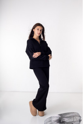 Костюм жіночий